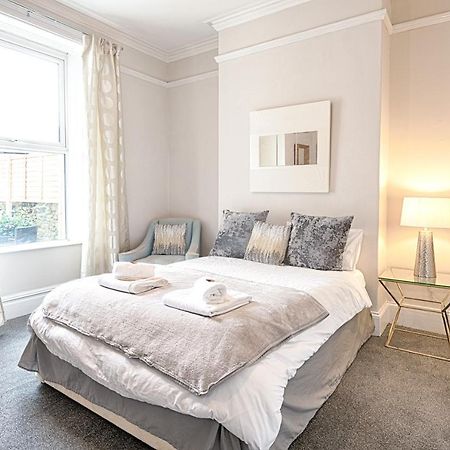 Willows-Cardiff Guest House Esterno foto